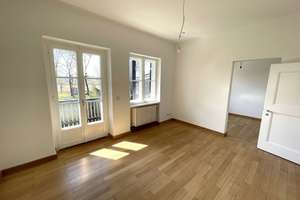 Familienidyll mit Charme in einem stilvoll sanierten Herrenhaus – Die vollständige Adresse der Immobilie erhältst du vom Anbieter., 82256 Fürstenfeldbruck – Vorschaubild 8