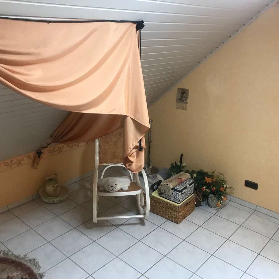 Immobilie in Kirschweiler - ☝️♨️Viel Haus für Ihr Geld. Großes, bezahlbares Doppelhaus mit 2 WE, Garagen und wundervollem Garten - Bild 4