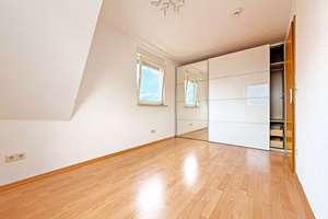 Charmante 3-Zi.-Wohnung mit Einbauküche, Stellplatz und zusätzlichem Dachboden – Die vollständige Adresse der Immobilie erhältst du vom Anbieter., 74382 Neckarwestheim – Vorschaubild 7
