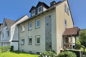 Vielseitiges 2-3 Familienhaus in schöner Lage von 

Espenau-Hohenkirchen - sofort verfügbar! – Kassel (Kreis) – Vorschaubild 2