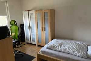 Freundliche 2-Raum-Wohnung mit EBK und Balkon in Wolfsburg – Hahnenkamp 8, 38442 Wolfsburg – Vorschaubild 3