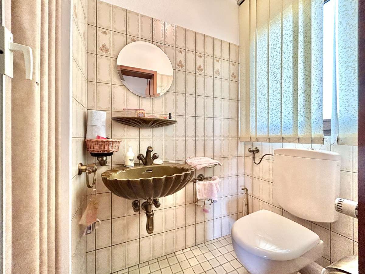 Immobilie in Betzdorf - **Hochwertiges Einfamilienhaus mit Pool in ruhiger Höhenlage von Betzdorf** - Bild 8