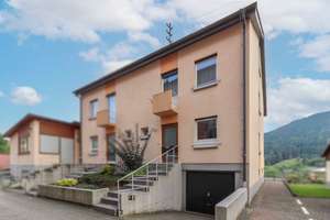 DHH mit traumhaftem Ausblick in Forbach - Bermersbach /  Sofort bezugsfrei! – Die vollständige Adresse der Immobilie erhältst du vom Anbieter., 76596 Forbach – Vorschaubild 1