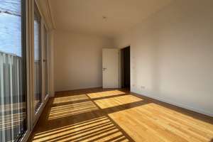 2-Zimmerwohnung mit Einbauküche und Loggia direkt am Spreekanal – Hedwig-Porschütz-Str. 26, 10557 Moabit, Berlin – Vorschaubild 5