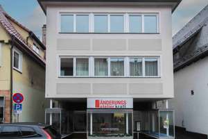 Attraktives Wohn- und Geschäftshaus in zentraler Lage von Pfullingen – Die vollständige Adresse der Immobilie erhältst du vom Anbieter., 72793 Pfullingen – Vorschaubild 1