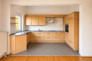 Wohnen über den Dächern Heidelbergs – helle 3-Zimmer-Dachgeschosswohnung mit Balkon – Röntgenstraße 7, 69126 Rohrbach, Heidelberg – Vorschaubild 4