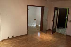 Schöne 2-Raum-Wohnung mit EBK und Balkon in Köln – Hans-Schulten-Straße 12, 51109 Köln – Vorschaubild 2