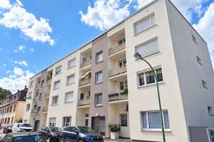 Großzügige Drei-Zimmer-Wohnung mit zwei Balkonen und Stellplatz - Frankfurt Heddernheim  – 60439 Heddernheim, Frankfurt am Main – Vorschaubild 9