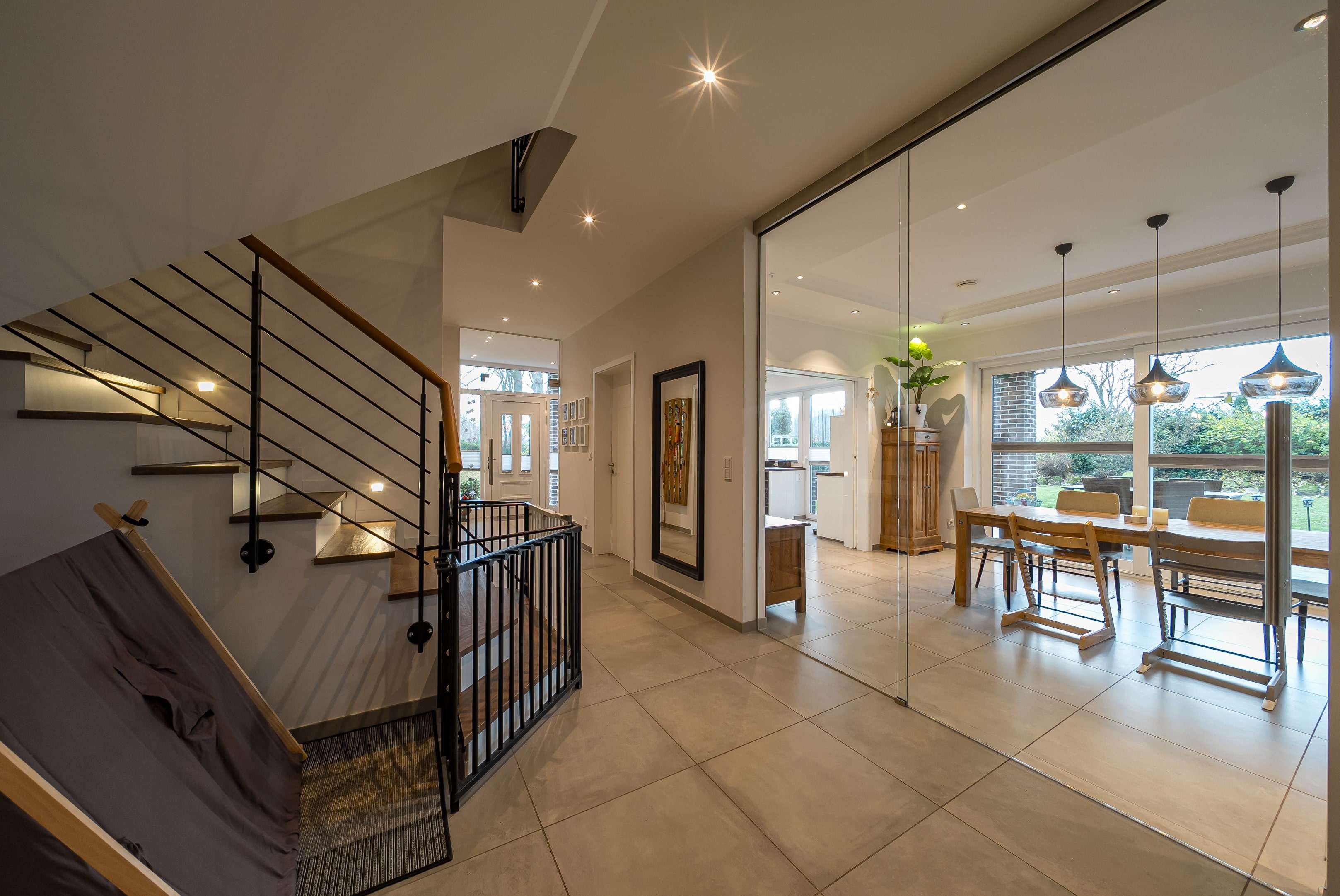 Immobilie in Emstek - Modernes Traumhaus mit Smart Home Komfort und großzügigem Nebengebäude in Emstek/Garthe - Bild 9