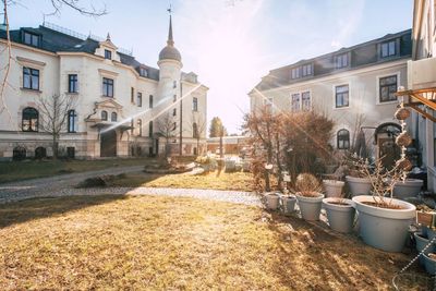 Außergewöhnliche 5-Zimmer-Wohnung mit historischem Flair in der Villa Leonhardt