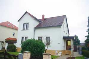 Sanierungsbedürftiges Einfamilienhaus im Herzen Weinböhlas – Weinböhla, Meißen (Kreis), 1689 Meißen (Kreis) – Vorschaubild 1