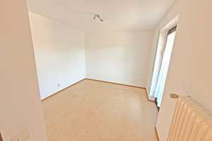 Doppelhaushälfte in Vachendorf mit großzügigem Garten. – Traunstein (Kreis) – Vorschaubild 7