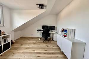 Fast neu in Fischeln: 3-Zimmer DG-Wohnung mit Süd-Terrasse, Aufzug, Erdwärmpume & Fußbodenheizung – Kölner Straße 337, 47807 Fischeln, Krefeld – Vorschaubild 24