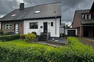 Einziehen und sich wohlfühlen! Charmante Doppelhaushälfte in Bocholt zu verkaufen – Burloer Weg 88, 46397 Borken (Kreis) – Vorschaubild 2