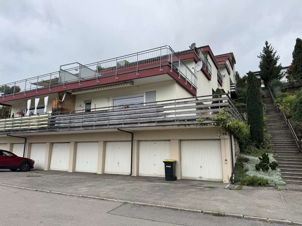 Immobilie in Wangen im Allgäu - 3-Zimmer-Wohnung in ruhiger Lage am Neuravensburger Weiher - Bild 1