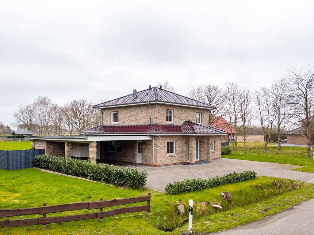 Immobilie in Westerholt - Traumhafte Stadtvilla mit großem Garten in idyllischer Lage - Bild 1