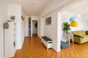 Großzügige 5-Zimmer-Terrassenwohnung mit traumhaftem Ausblick – 79104 Herdern-Süd, Freiburg im Breisgau – Vorschaubild 7