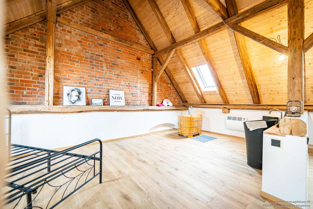 Immobilie in Möckern - Einzigartiges Haus-Duo mit Garten, Loft und Bürooption - Bild 4