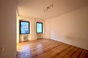Charmantes Single-Apartment im Seitenflügel