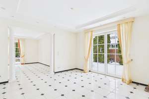 Provisionsfrei! Traumhafte Luxus Villa in Wolkersdorf mit über 200m² Wohnfläche und 700m² Grund uvm. – Die vollständige Adresse der Immobilie erhältst du vom Anbieter., 90455 Kornburg, Worzeldorf, Nürnberg – Vorschaubild 6