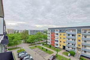 Sonnige Wohnung mit großem Balkon lädt zum Entspannen ein. – Scharnhorstring 14, 39130 Neu Olvenstedt, Magdeburg – Vorschaubild 13
