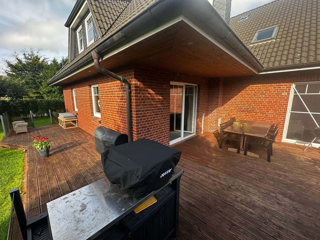 Immobilie in Achtrup - Provisionsfrei: 241 m² EFH mit Wärmepumpe, großem Grundstück und Doppelgarage - Bild 1