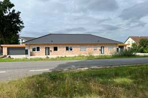 KFW40 Bungalowhälfte mit Doppelgarage