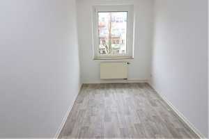 Die erste Frühlingssonne auf dem Balkon genießen... – Walter-Oertel-Straße 21, 9112 Chemnitz – Vorschaubild 7