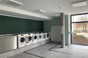 Lichtdurchflutete  2 Zimmer mit EBK und Balkon - Willkommen in Pankow! – Vesaliusstraße 4a, 13187 Berlin – Vorschaubild 7