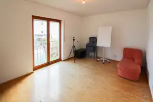 Familienidylle in ruhiger Lage – großzügiges Einfamilienhaus mit Gartenparadies in Gemmingen – Heilbronn (Kreis) – Vorschaubild 9