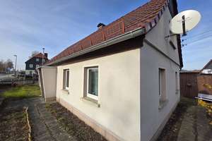 Renovierungsbedürftiges Kleinhaus, geeignet auch als Ferienhaus für wenig Geld! – Die vollständige Adresse der Immobilie erhältst du vom Anbieter., 2689 Sohland an der Spree – Vorschaubild 9