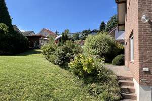 Energieeffizientes, bezugsfreies EFH in toller Wohnlage mit Sonnengarten! Perfekt für die Familie – Die vollständige Adresse der Immobilie erhältst du vom Anbieter., 53639 Königswinter – Vorschaubild 3