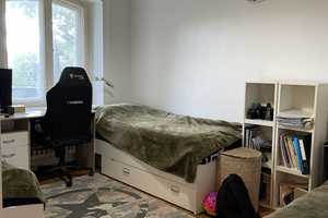 CHARMANTE 3-ZIMMER WOHNUNG IN EINEM DENKMALGESCHÜTZEN GEBÄUDEENSEMBLE – Riemenschneider Weg 34, 12157 Berlin – Vorschaubild 8
