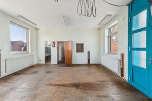 Wohnhaus mit angedockter Produktionshalle über 2 Ebenen und großer Garage in Neumünster – Die vollständige Adresse der Immobilie erhältst du vom Anbieter., 24539 Stadtmitte, Neumünster – Vorschaubild 9