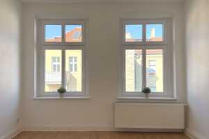 TOLLE HELLE 3 ZI-AB-WHG. MIT LOGGIA, WASSER -& ALTSTADT-SCHLOSS BLICK – Berlin – Vorschaubild 10