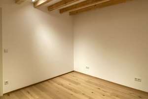 Urbanes Stadthaus über drei Ebenen – modernisiert und ruhig gelegen in Heidelberg – Die vollständige Adresse der Immobilie erhältst du vom Anbieter., 69121 Handschuhsheim, Heidelberg – Vorschaubild 4