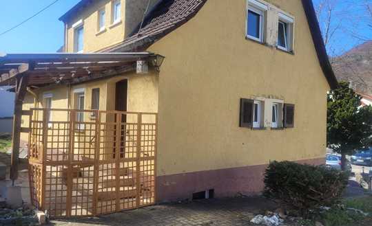 Ein-/2-Familienhaus - ideal für den handwerklich versierten Käufer!
