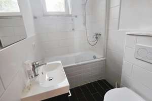 Mehrgenerationenhaus 371 m², Waldidyll am Flughafensee + Aufstockungspotenzial um 155 m² – Sterkrader Straße 1, 13507 Tegel, Berlin – Vorschaubild 16