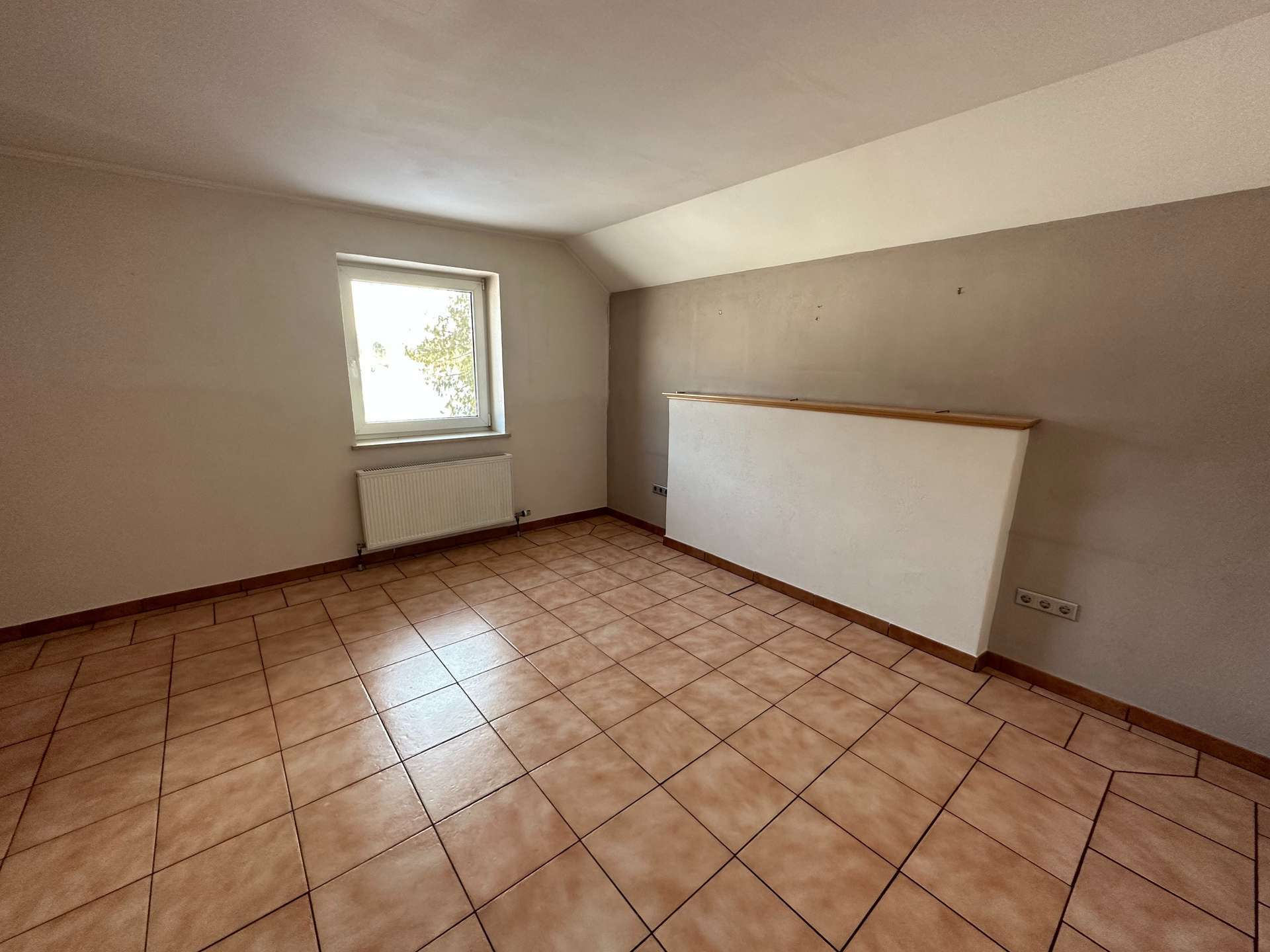 Immobilie in Wörth an der Donau - Großzügige Eigentumswohnung mit Gartenanteil in Wörth a. d. Donau - Bild 0