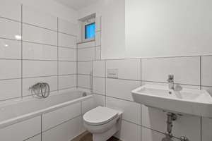 Moderne Architektur trifft Wasserlage: 4 Zimmer, Terrasse und perfekte Infrastruktur – Die vollständige Adresse der Immobilie erhältst du vom Anbieter., 14467 Nördliche Innenstadt, Potsdam – Vorschaubild 21