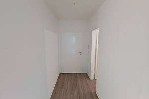 Große 2-Zimmer-Wohnung mit BALKON, EBK und BADEWANNE – Auenhauser Weg 3, 33100 Kernstadt, Paderborn – Vorschaubild 11