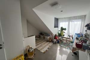 4-Zimmer Penthouse Wohnung im KfW-Effizienzhaus 50 direkt am Barbarossaplatz - Im Herzen der Stadt – Weyerstraße 120, 50676 Altstadt/Süd, Köln – Vorschaubild 9