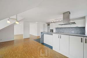 Großzügiges Wohnen über den Dächern von Degerloch | 175 qm Wohnfläche | 5 Zimmer | 2 Dachterrassen – Die vollständige Adresse der Immobilie erhältst du vom Anbieter., 70597 Tränke, Stuttgart – Vorschaubild 12