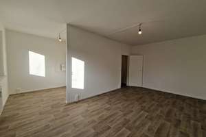 Einziehen und wohlfühlen***Gemütliche 1-Zimmer-Wohnung mit Duschbad*** – An der Kotsche 44, 4207 Lausen-Grünau, Leipzig – Vorschaubild 3
