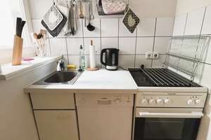 Exklusive Wohnung mit  Blick auf Garten aus allen Fenstern und separatem Eingang. 3 Min. zur Alster. – 20149 Harvestehude, Hamburg – Vorschaubild 16