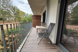 Modernes studentisches Wohnen: Hochwertige 2er-WG-Wohnung mit großer Loggia und Blick ins Grüne – 60528 Niederrad, Frankfurt am Main – Vorschaubild 3