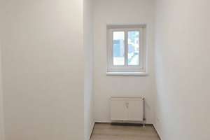 Ideal für Studierende: Große 4-Zimmer-WG mit gutem Schnitt und EBK am Campus Adlershof – Die vollständige Adresse der Immobilie erhältst du vom Anbieter., 12489 Grünau, Berlin – Vorschaubild 8