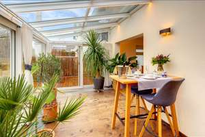 Möbliert: Einfamilienhaus mit Naturpool und Sauna – 81243 Aubing-Süd, München – Vorschaubild 19