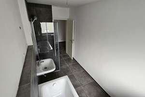 Property thumbnail 12