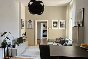 Ruhige, vollmöblierte Wohnung im Herzen von Wiesbaden – Dotzheimer Straße 84, 65197 Wiesbaden – Vorschaubild 2